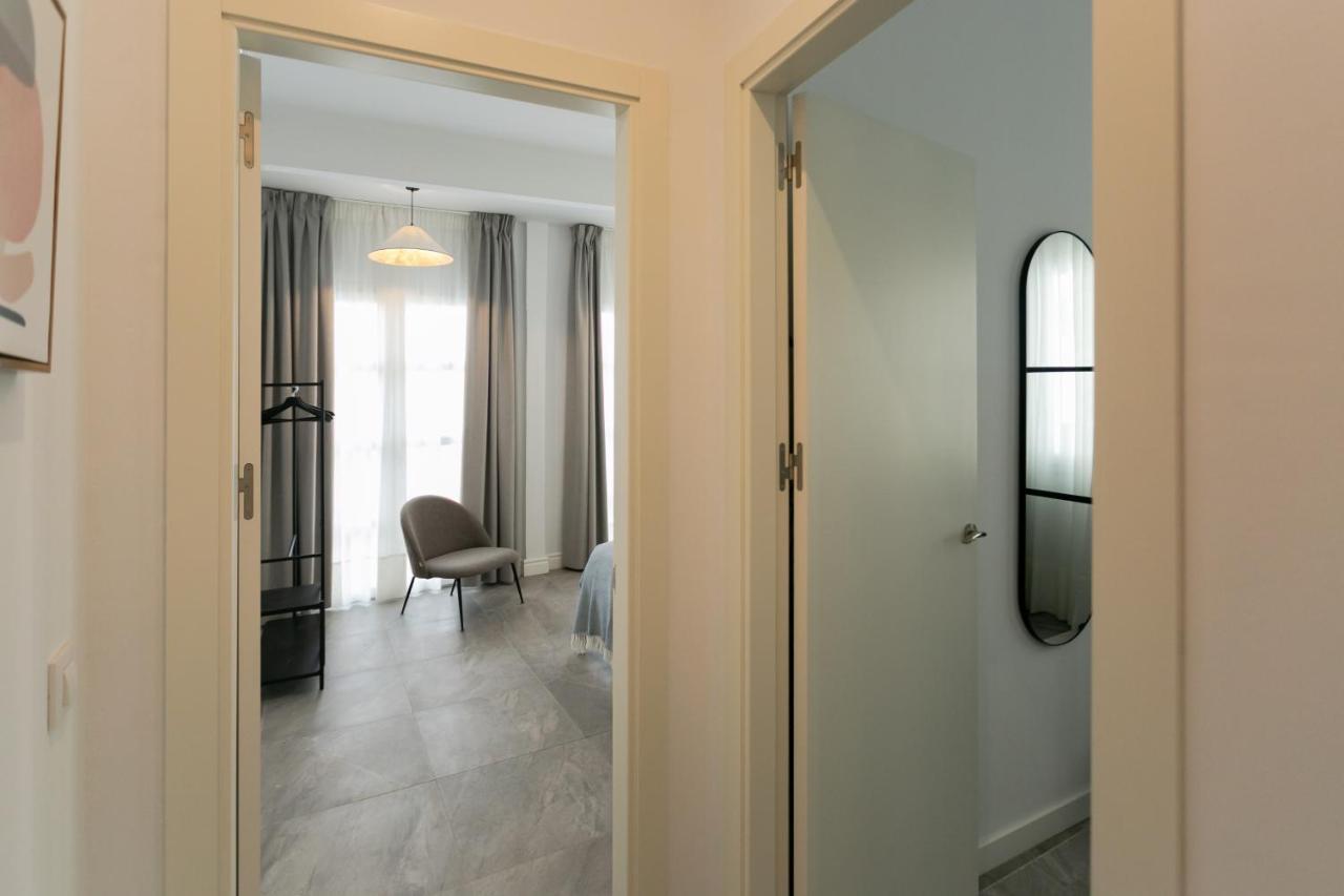 Lujoso Apartamento Con Piscina Compartida 2 Seville Ngoại thất bức ảnh
