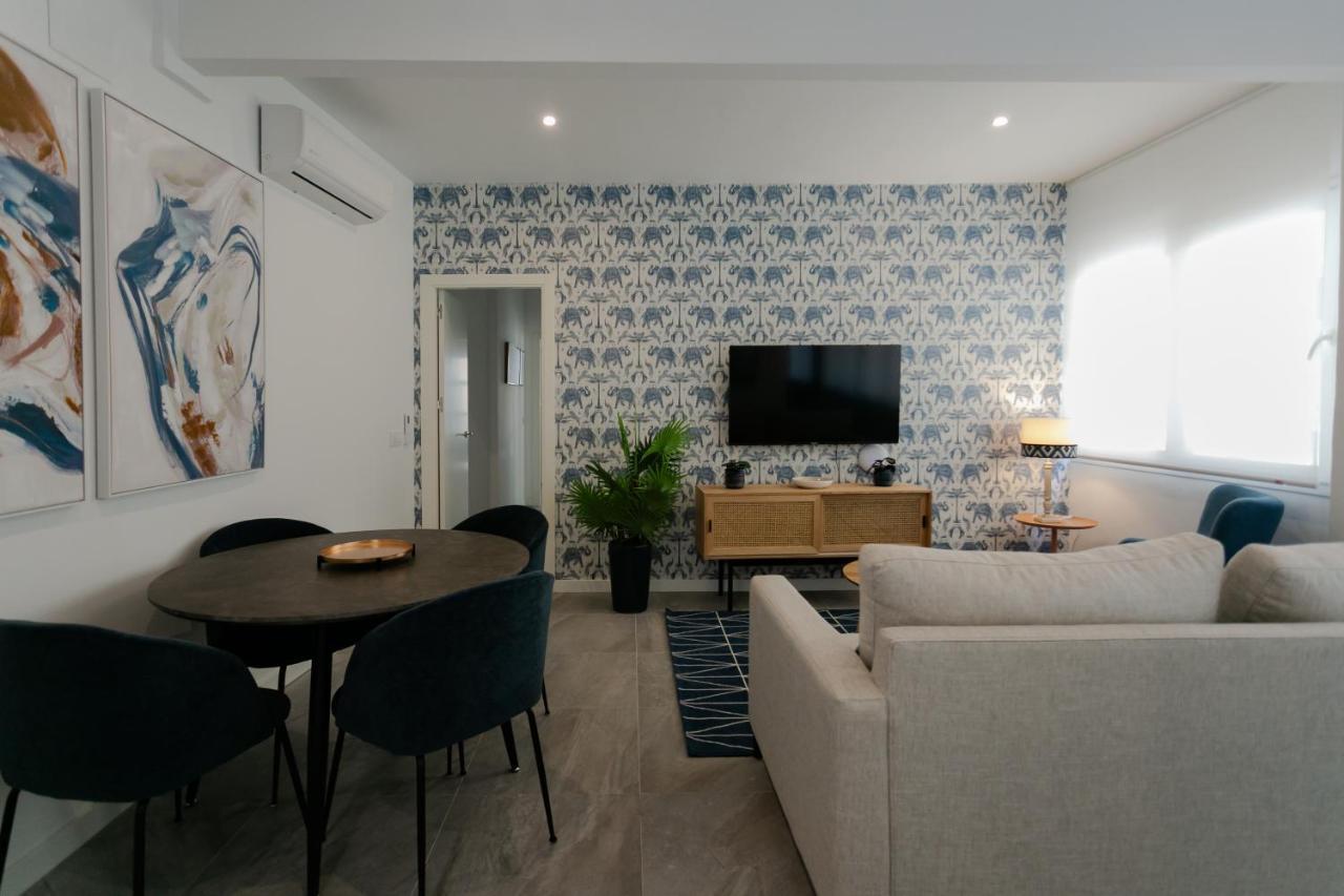 Lujoso Apartamento Con Piscina Compartida 2 Seville Ngoại thất bức ảnh