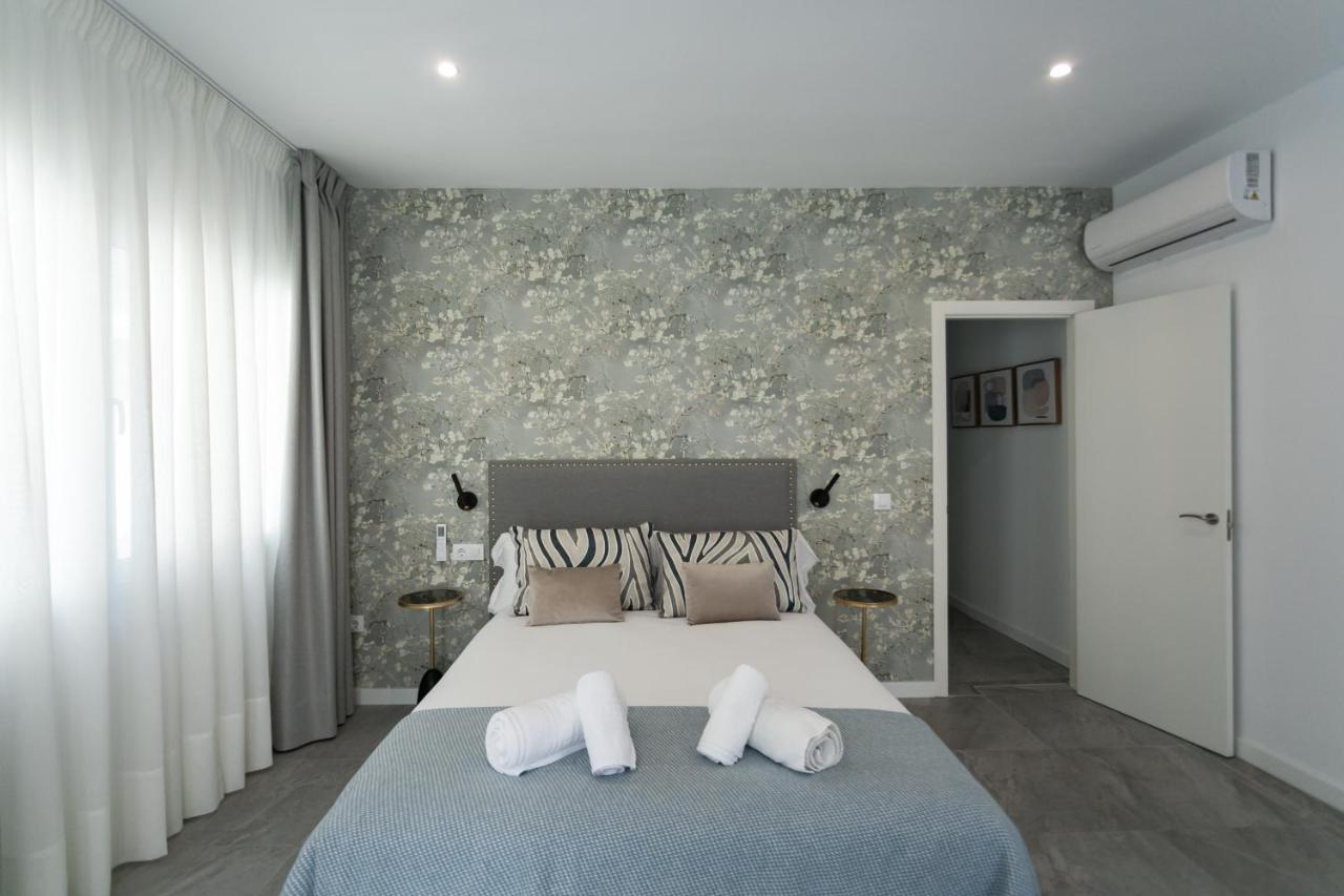 Lujoso Apartamento Con Piscina Compartida 2 Seville Ngoại thất bức ảnh