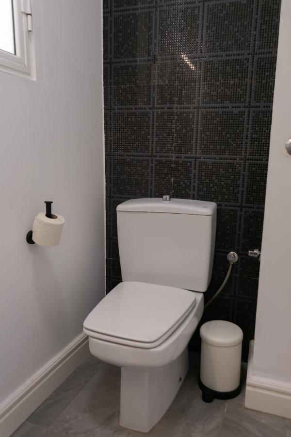Lujoso Apartamento Con Piscina Compartida 2 Seville Ngoại thất bức ảnh
